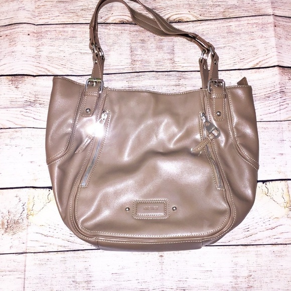 Nine West Tan tote style purse "cruelty free" - Picture 1 of 8